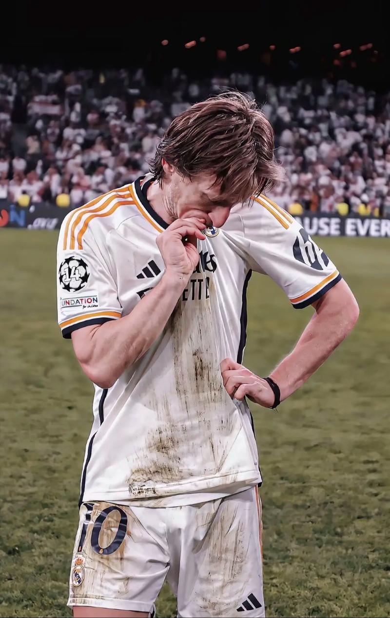 位居第11位！美媒：雄鹿、灰熊进行4换1交易，势必冲击季后赛