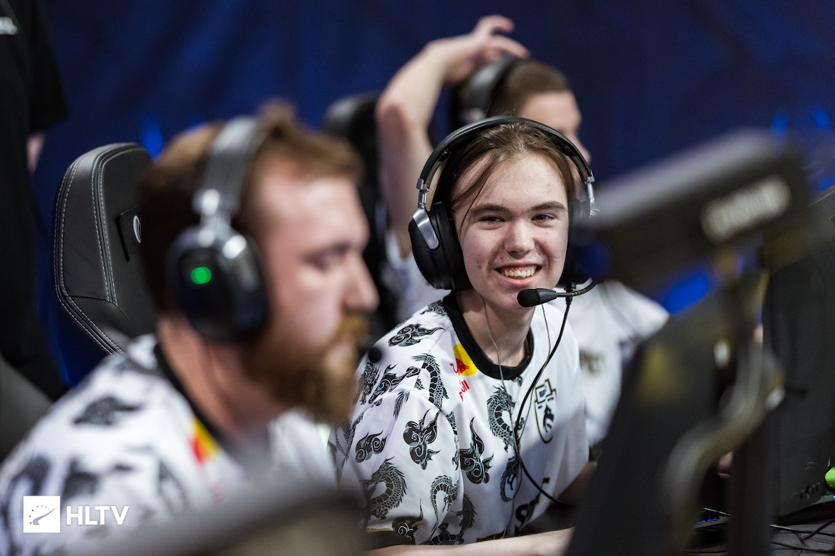 同样具有很 同样具有很